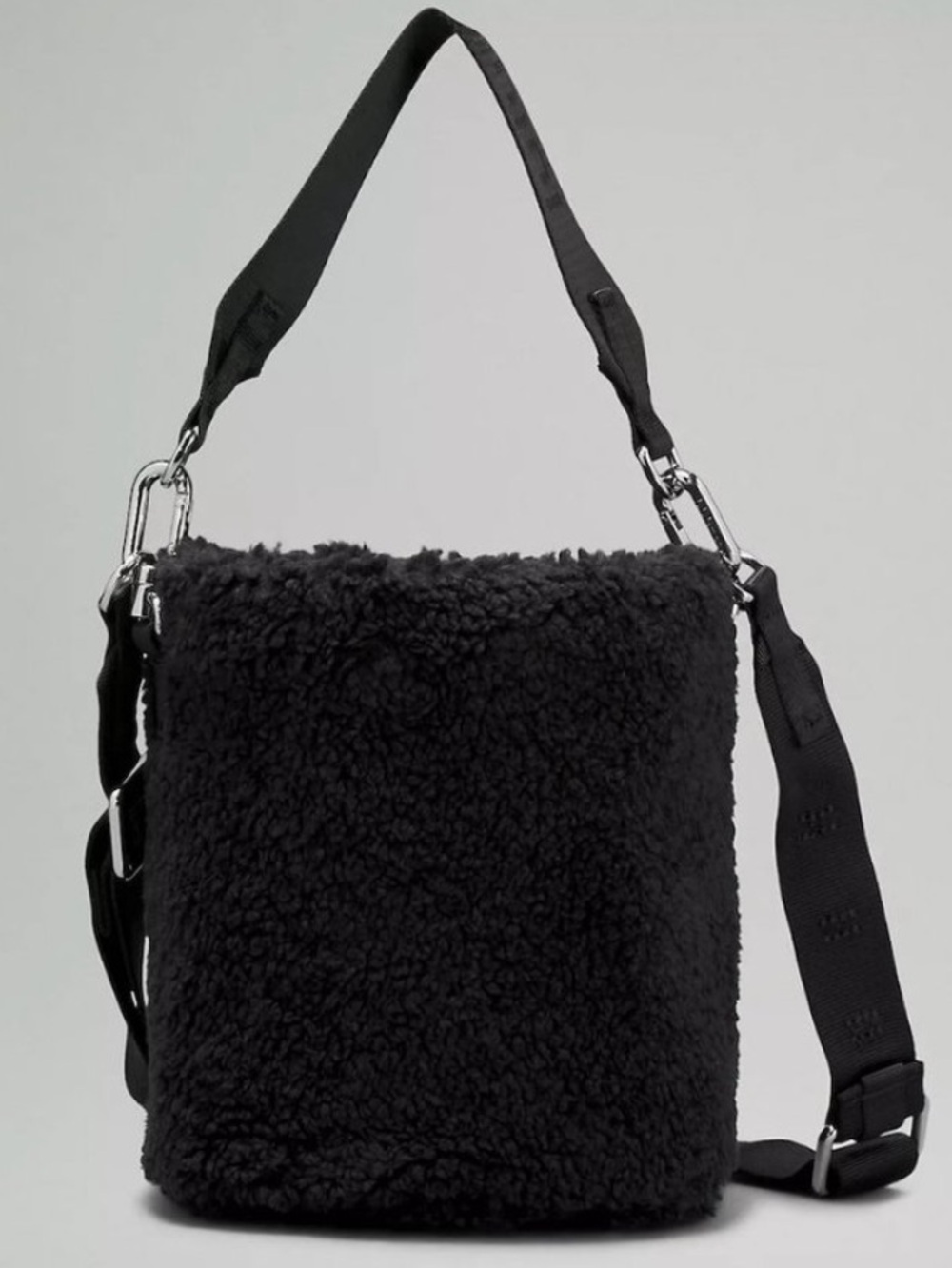 Lululemon Crossbody Bucket Bag Fleece Black NWT - Picture 6 of 11